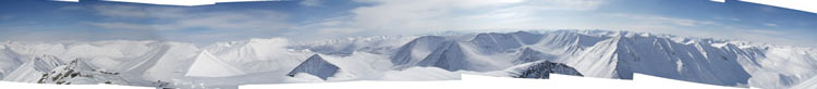 Панорама с вершины 2260 м (пик Финальный).